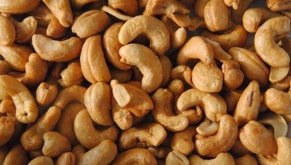 cashews ուտելը ՝ պոտենցիան բարձրացնելու համար